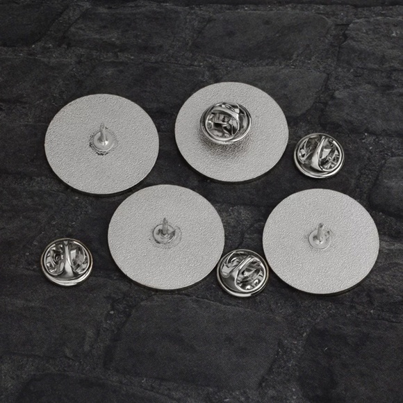 Wicca Witchy pin collection - PENTACLE & heart - Picture 4 of 5